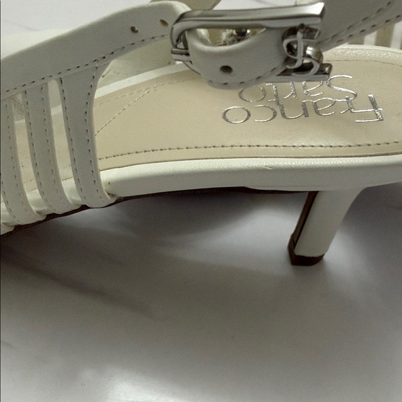 Franco Sarto Pointed Slingback shoes - Picture 6 of 9